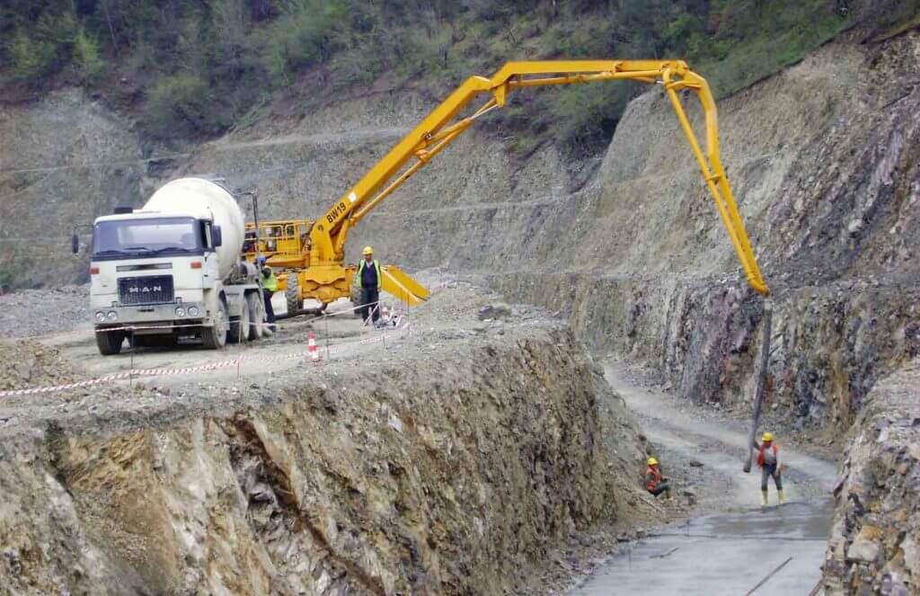 Distribuidores de concreto autotransportable