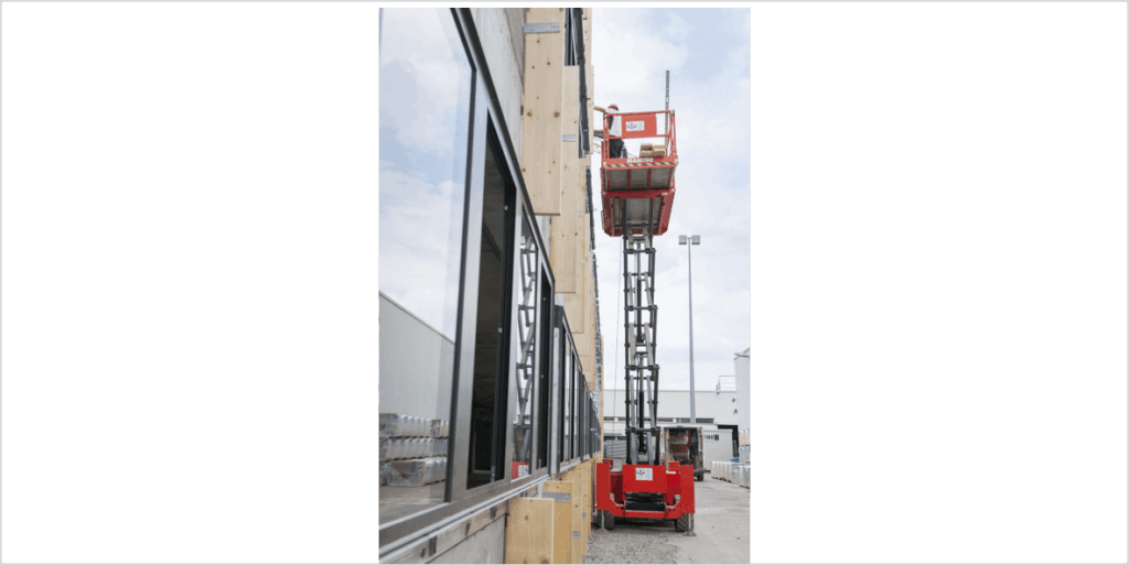 Plataforma elevadora MANITOU 140SC